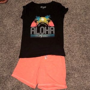 Girls 2 pc. Outfit!